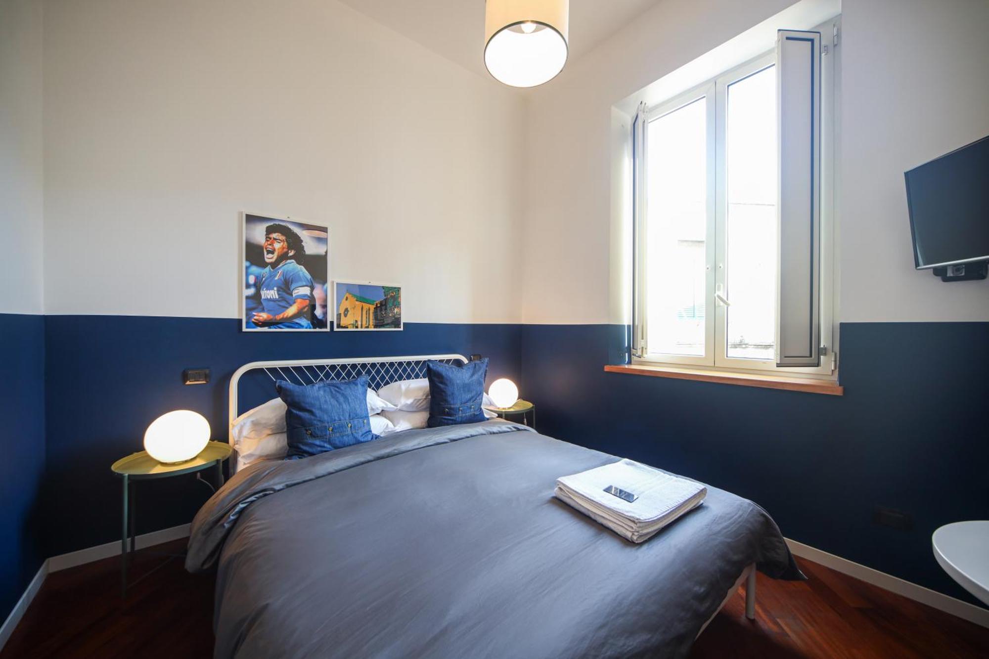 Salotto Borbonico Bed & Breakfast เนเปิลส์ ภายนอก รูปภาพ