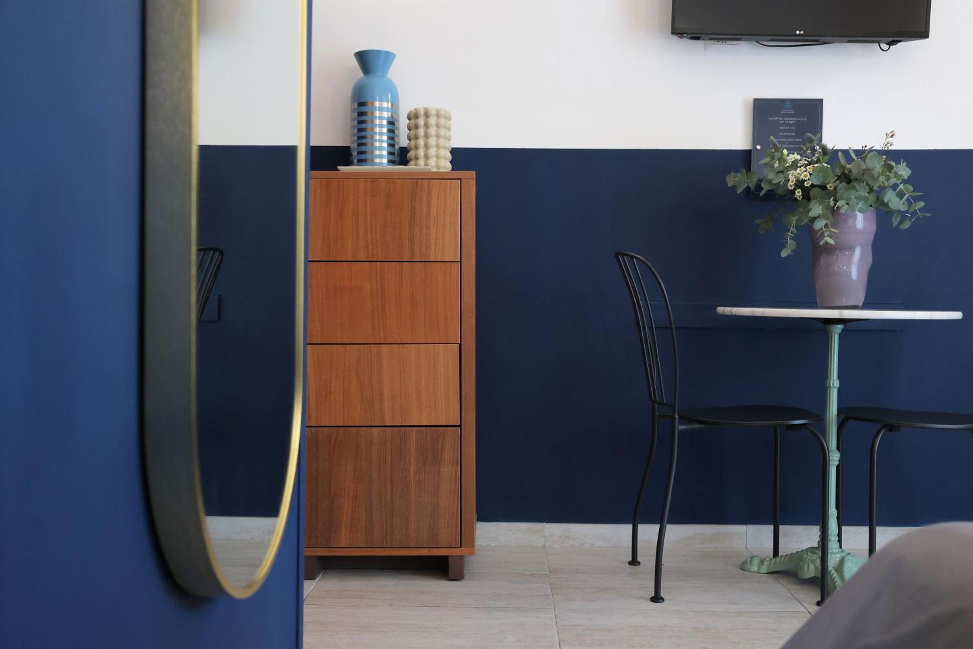 Salotto Borbonico Bed & Breakfast เนเปิลส์ ภายนอก รูปภาพ