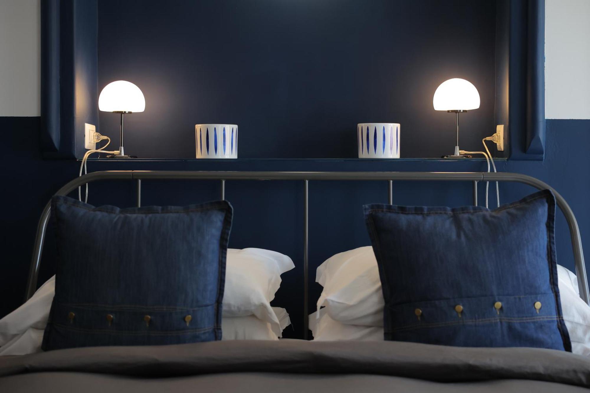 Salotto Borbonico Bed & Breakfast เนเปิลส์ ภายนอก รูปภาพ
