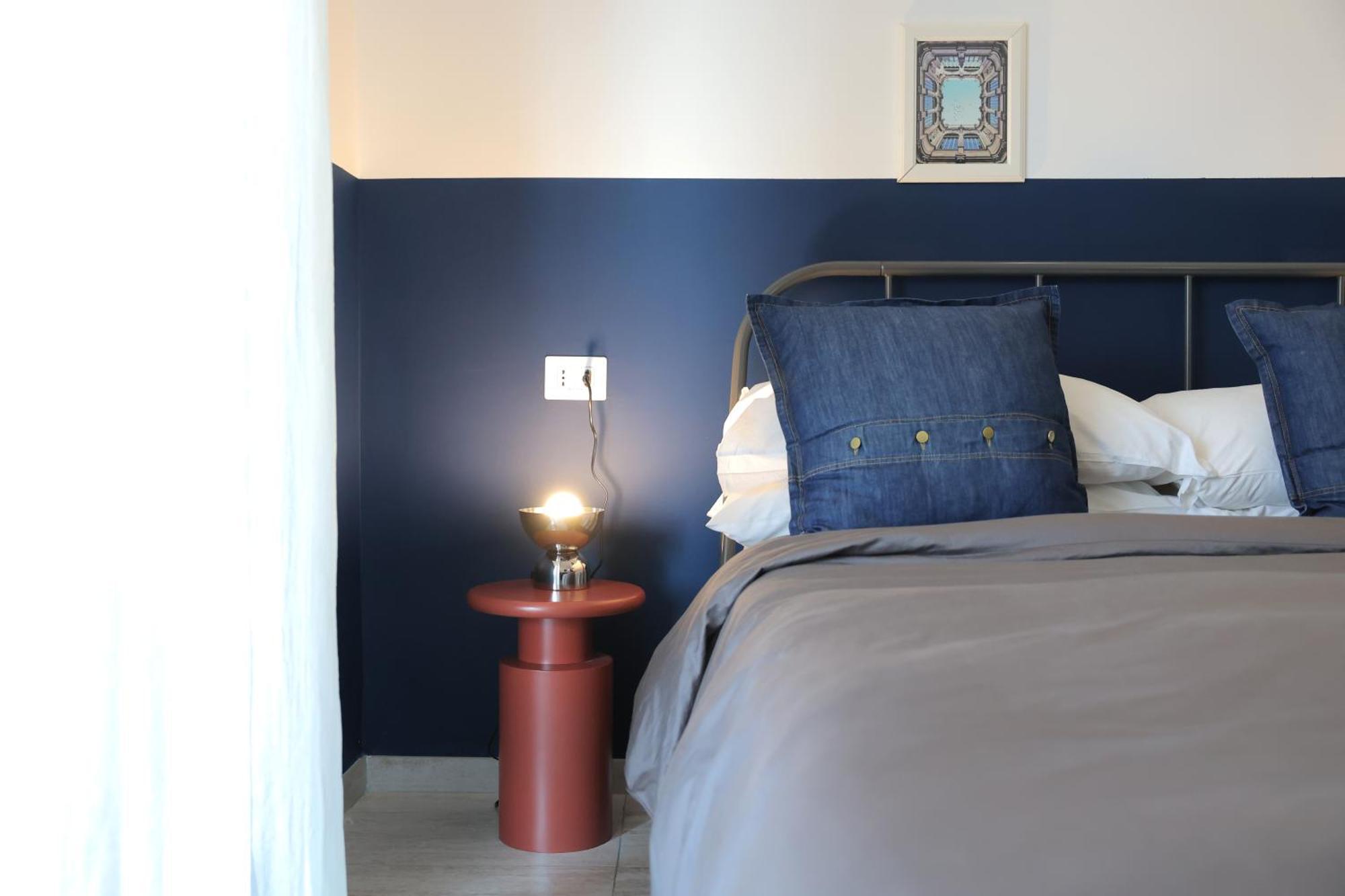 Salotto Borbonico Bed & Breakfast เนเปิลส์ ภายนอก รูปภาพ